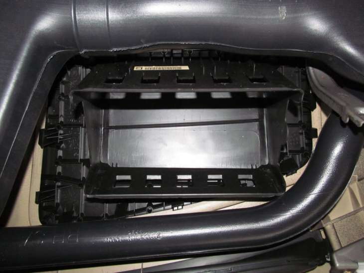 Subaru Forester II Zaślepka Airbag Konsola Deska - Image 5