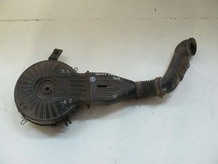 Suzuki Swift 2000r 1.0b Obudowa Filtra Powietrza