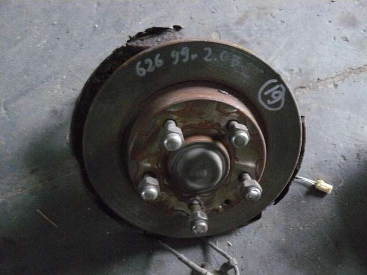 Mazda 626 1999 2000r Zwrotnica Piasta Prawy Tył - obrazek 2