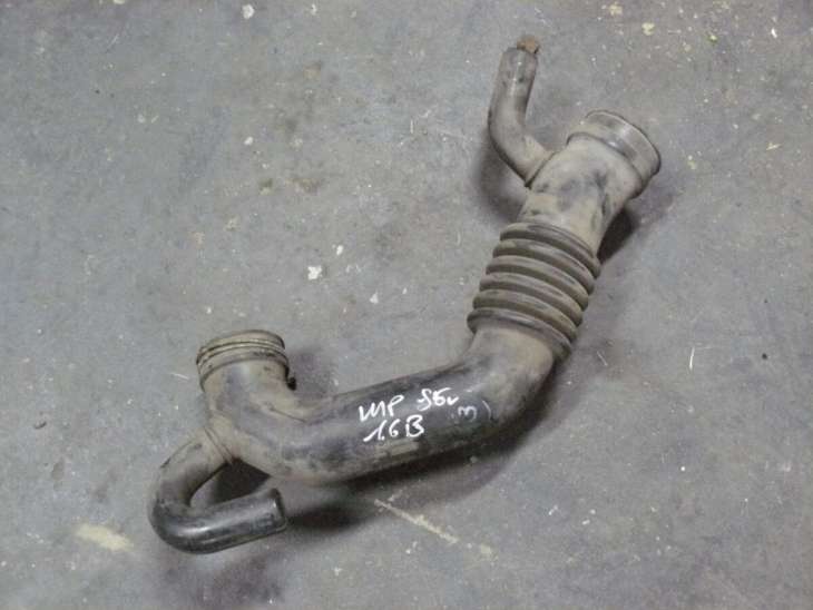 Subaru Impreza 1996r 1.6b Rura Przewód Powietrza