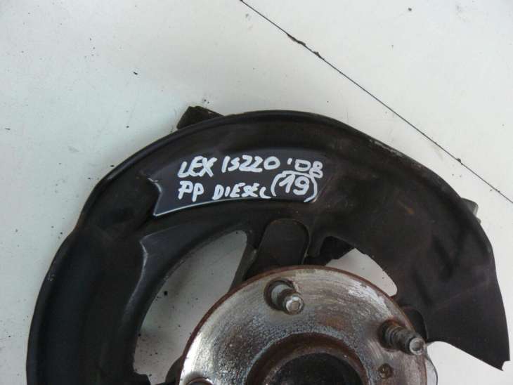 Lexus Is220 2008r Diesel Zwrotnica Prawy Przód - Image 2