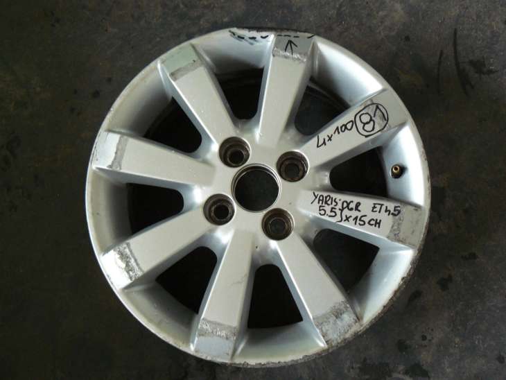 Toyota Yaris II 2006r Felga 5.5jx15ch Et45 4x100