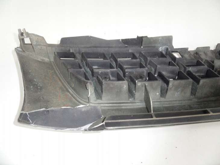 Mitsubishi L200 2.5d 2000r Grill Atrapa Mr339879 - Image 4