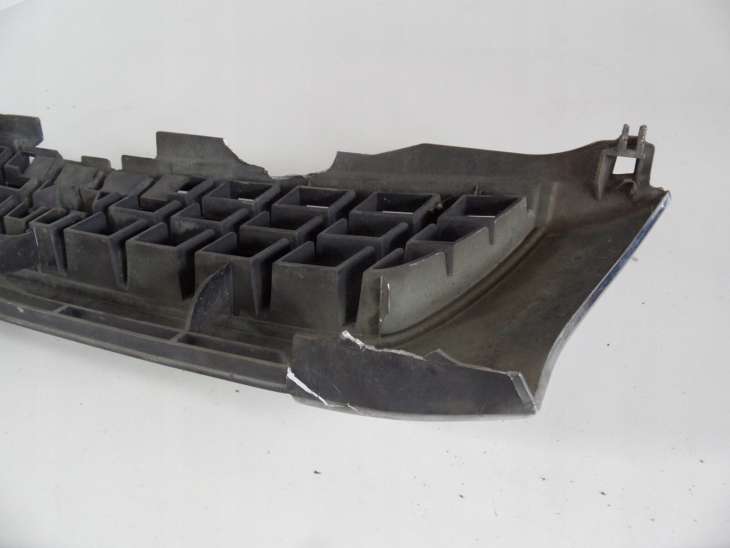 Mitsubishi L200 2.5d 2000r Grill Atrapa Mr339879 - Image 5