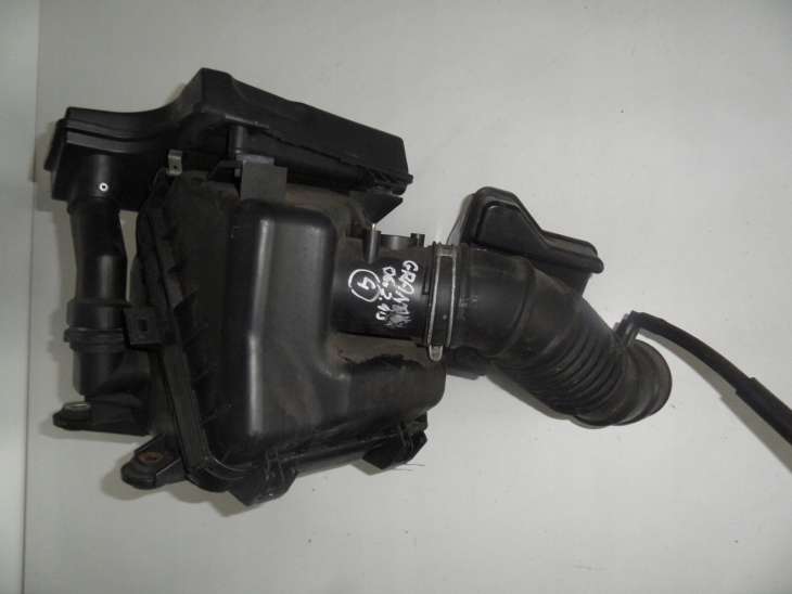 Mitsubishi Grandis Obudowa Filtra Powietrza - Image 2