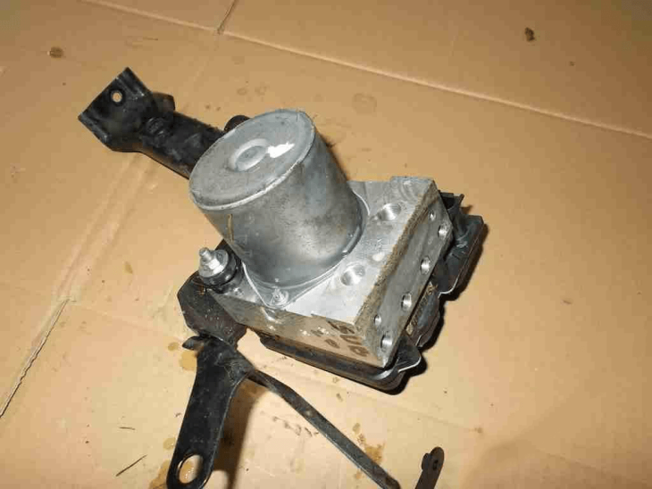 Subaru Forester Pompa Hamulcowa Abs 027536sc011