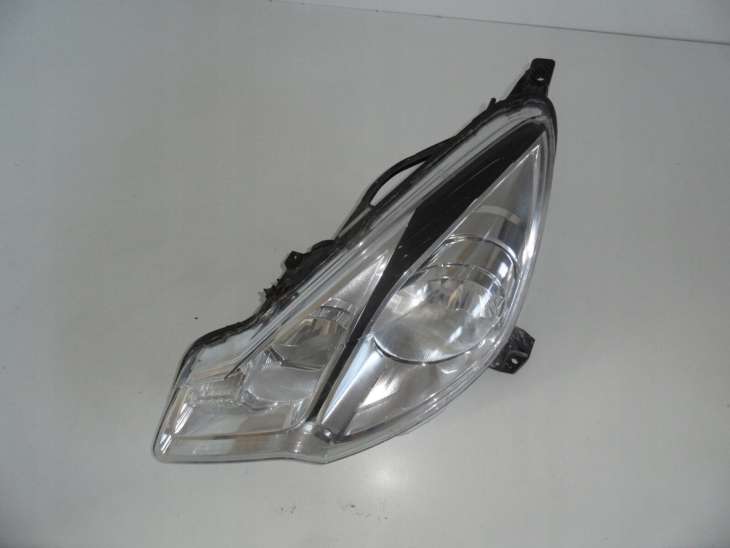 Citroen C3 II Lift Lampa Przednia Lewa 9677038280
