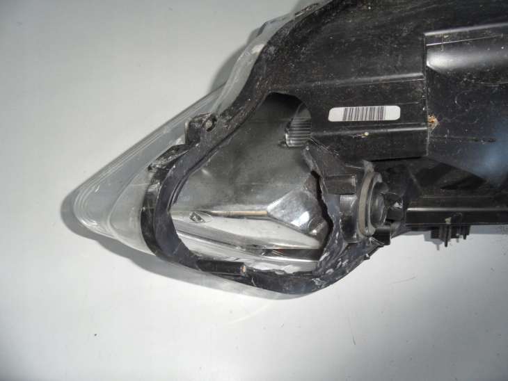 Citroen C3 II Lift Lampa Przednia Lewa 9677038280 - Image 3