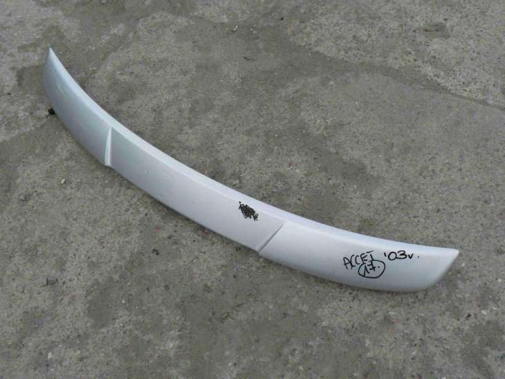 Hyundai Accent 2003r Spoiler Klapy Tylnej