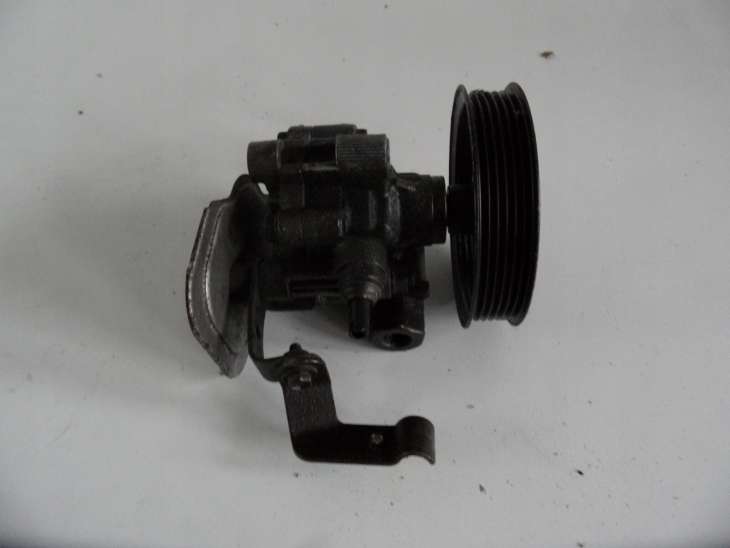 Toyota Avensis T22 2001r 1,8b Pompa Wspomagania - Image 3