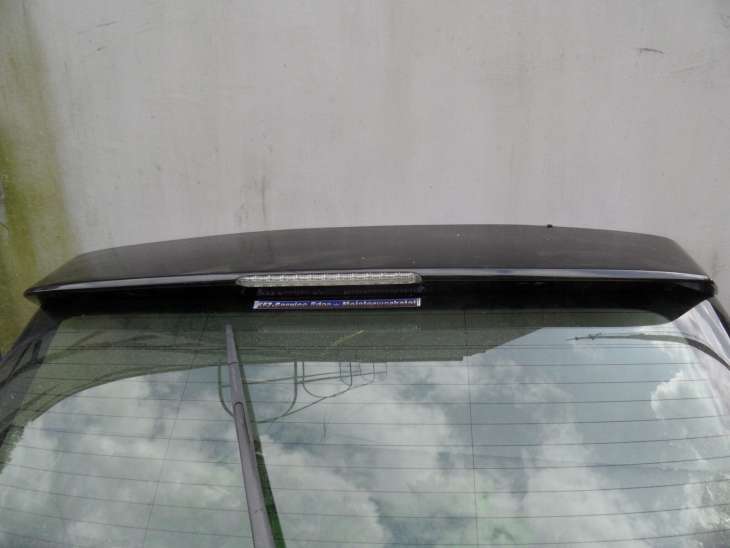 Subaru Tribeca B9 2006r Spoiler Klapy Bagażnika 96031xa00