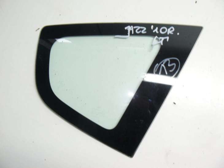 Honda Jazz III 2011r Szyba Karoseryjna Prawa Tylna