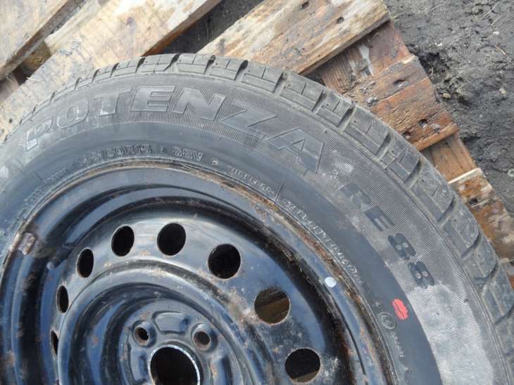 Felga Toyota 15x6jj 5x114,3 Bridgestone 195/60r15 - Image 3