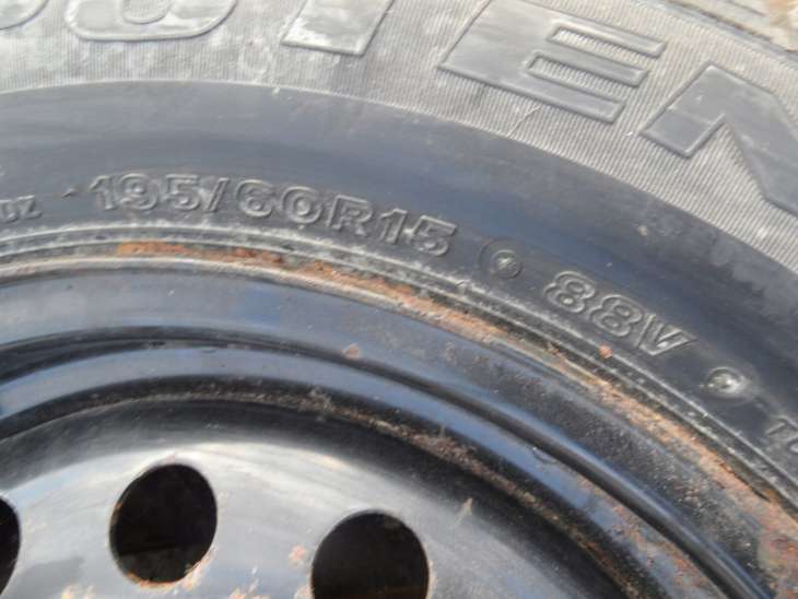 Felga Toyota 15x6jj 5x114,3 Bridgestone 195/60r15 - Image 4