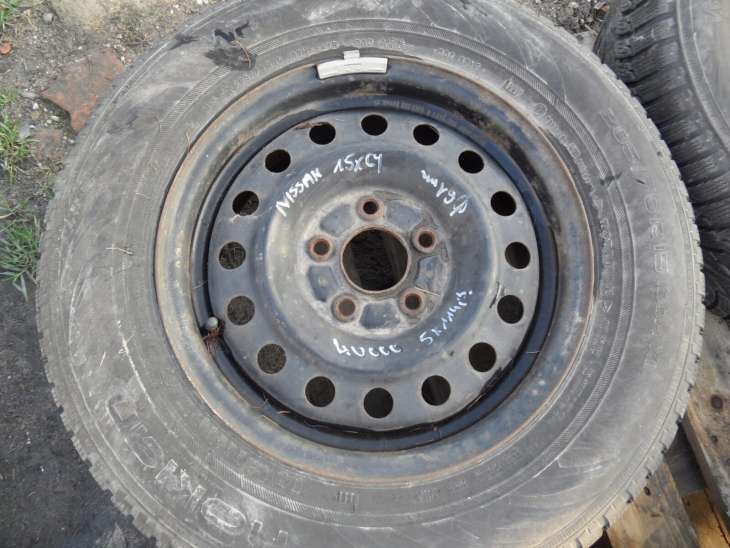 Felgi Nissan Au000 15x6jj 5x114,3 Nokian 205/70r15 - Image 2