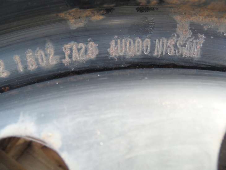 Felgi Nissan Au000 15x6jj 5x114,3 Nokian 205/70r15 - Image 7