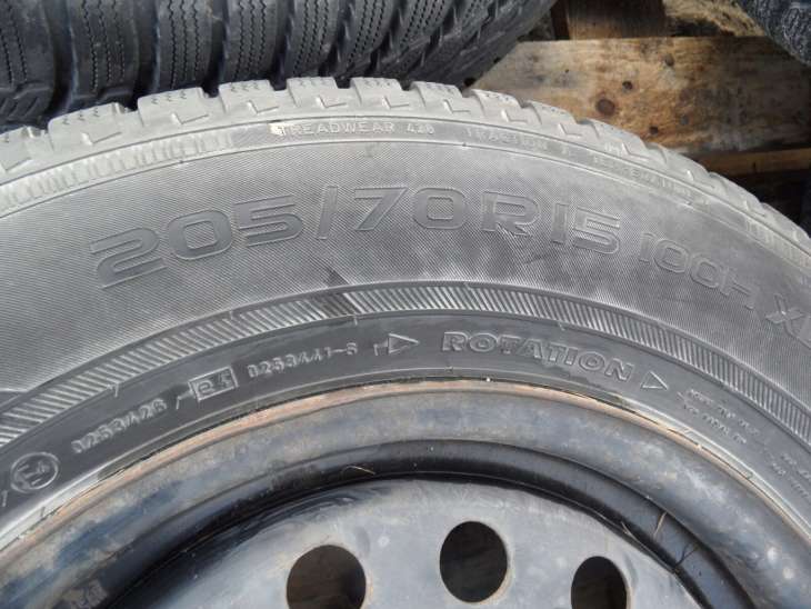 Felgi Nissan Au000 15x6jj 5x114,3 Nokian 205/70r15 - Image 9