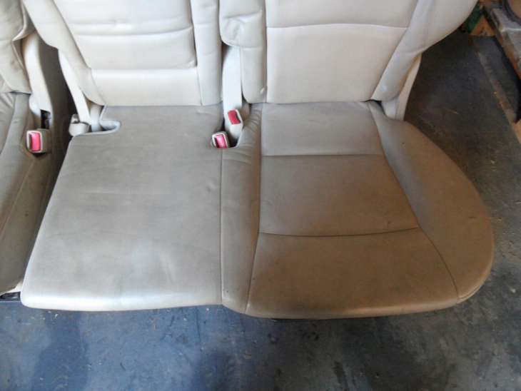 Subaru Tribeca B9 2006r Fotele Kanapy Skóra - Image 5