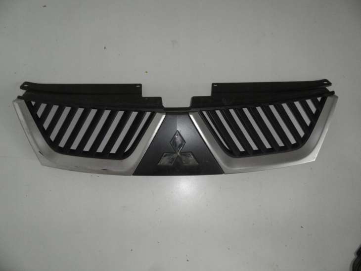 Mitsubishi Outlander II 07r Grill Atrapa 7450a038