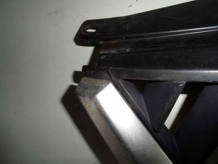 Mitsubishi Outlander II 07r Grill Atrapa 7450a038 - Image 4