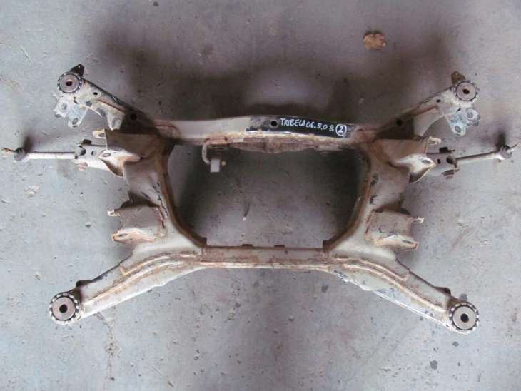 Subaru Tribeca 2006r Belka Zawieszenia Tylna