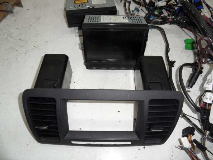 Subaru Legacy Outback Nawigacja Gps 86281ag011 - Image 2