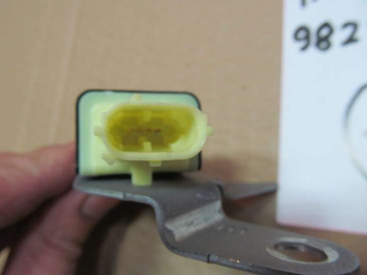 Subaru Impreza Gh 2010r Czujnik Uderzeniowy 98235ag070 - Image 2