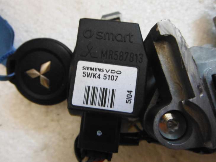 Mitsubishi Colt VI Z30 Stacyjka Wkładka Mr587813 5wk4 5107 - obrazek 4