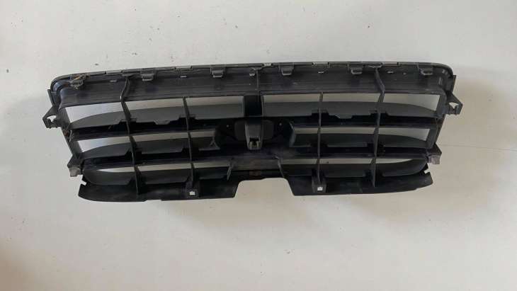 Subaru Forester II Sg 2003 Atrapa Grill 91122sa070 - Image 4