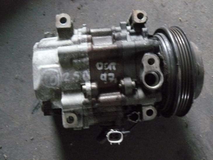 Subaru Outback 1997r 2.5b Sprężarka 442500-4512