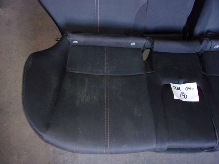 Subaru Forester III Sh 2010r Fotele Kanapa - Image 4