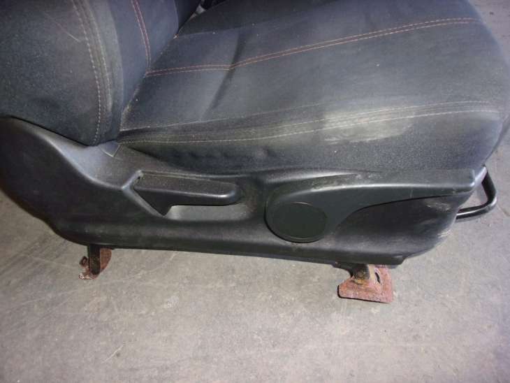 Subaru Forester III Sh 2010r Fotele Kanapa - Image 13