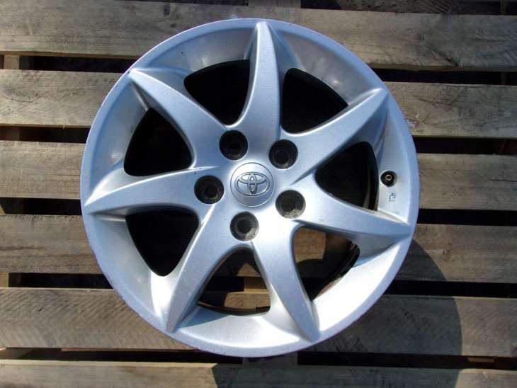 Toyota Corolla Verso Felga 16 X 6.5 Et45 5x114.3
