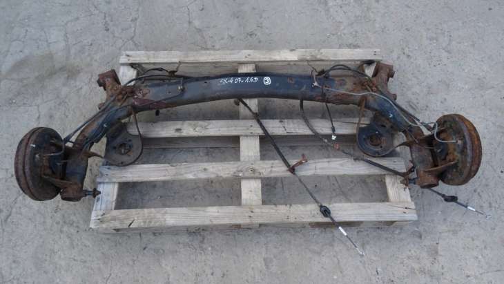 Suzuki Sx4 07r Belka Zawieszenia Tylnego Zwrotnica 46500-79J01