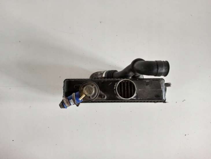 Subaru Impreza Gt Chłodnica Intercooler 21820aa140 - Image 3