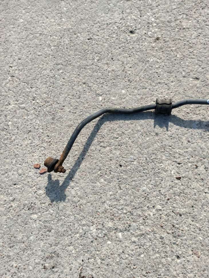 Honda CIVIc VIII 07r – Drążek Stabilizatora Tył - Image 3