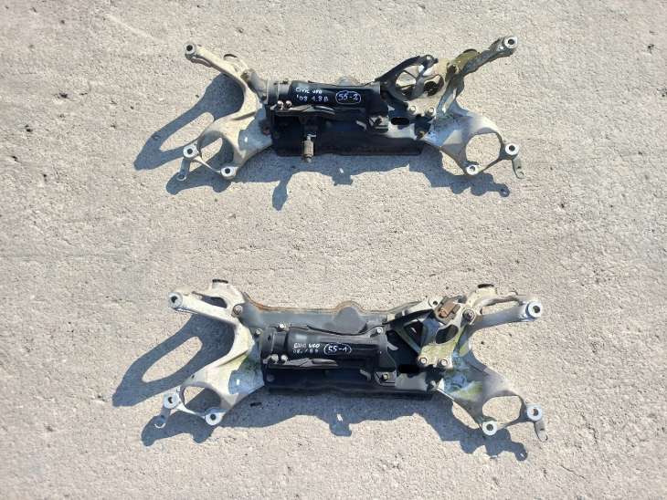 Honda CIVIc VIII 2008r 1,8 B Belka Przednia Sanki