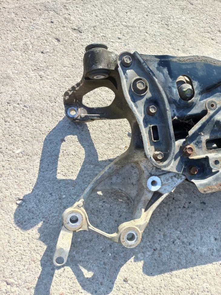 Honda CIVIc VIII 2008r 1,8 B Belka Przednia Sanki - Image 3