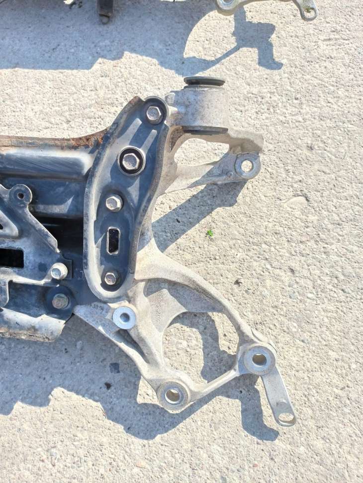 Honda CIVIc VIII 2008r 1,8 B Belka Przednia Sanki - Image 4