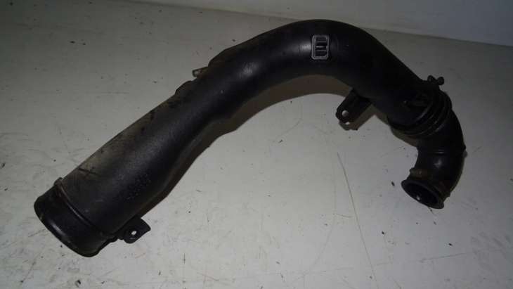 Mitsubishi Grandis 2006r 2,0 D Rura Intercoolera - Image 2