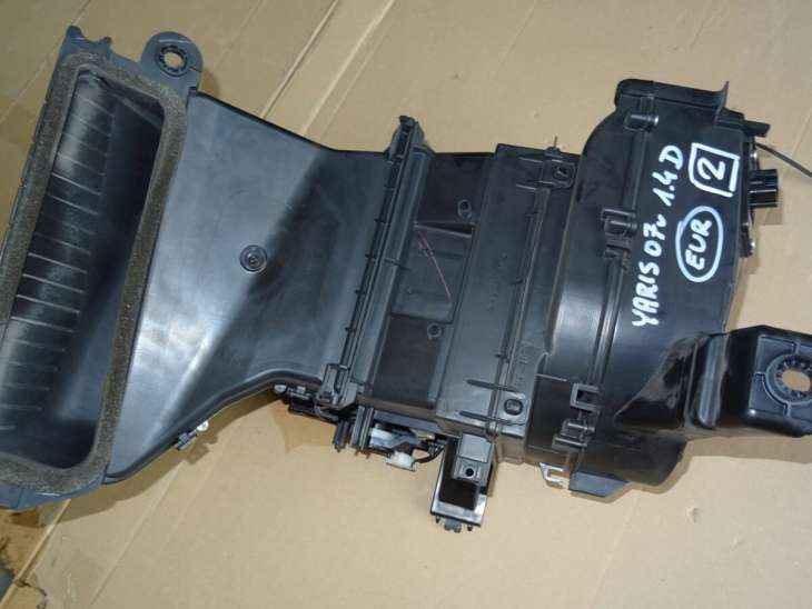 Toyota Yaris II 2007r 1,4d Wentylator Nagrzewnicy