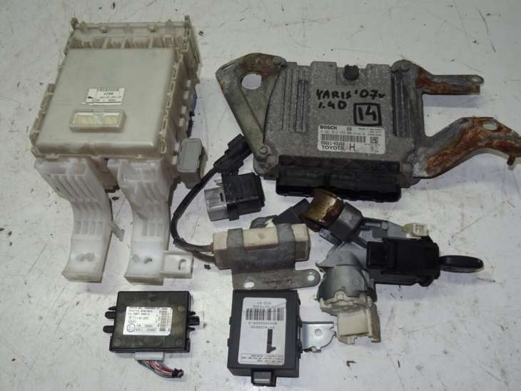 Toyota Yaris 07r 1,4d Sterownik Silnika Komputer 89661-0D450