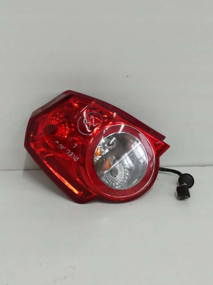 Chevrolet Aveo II 2010r Lampa Tylna Lewa Uk - Image 2