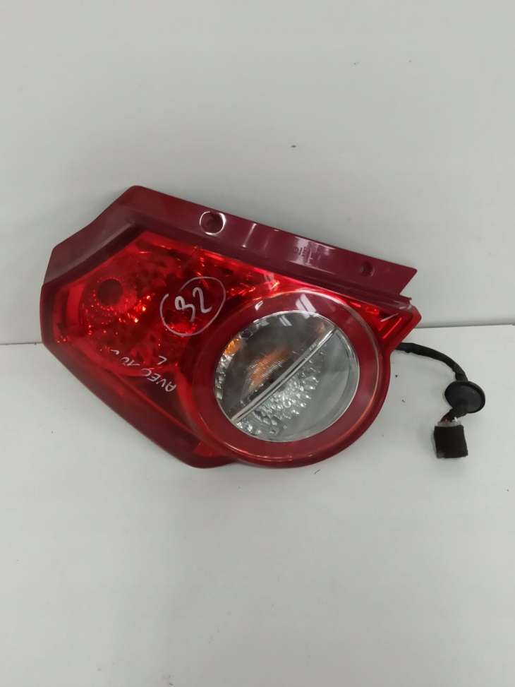 Chevrolet Aveo II 2010r Lampa Tylna Lewa Uk - Image 3