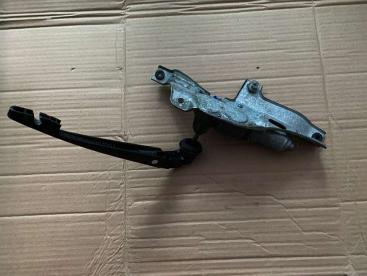 Subaru XV 2013r Mechanizm Wycieraczki Silniczek - Image 2