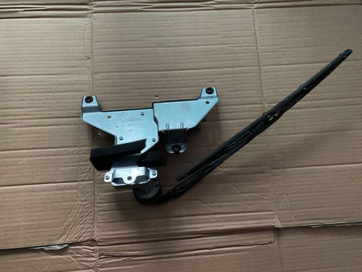 Subaru Impreza Gf Mechanizm Wycieraczki Silniczek - Image 2