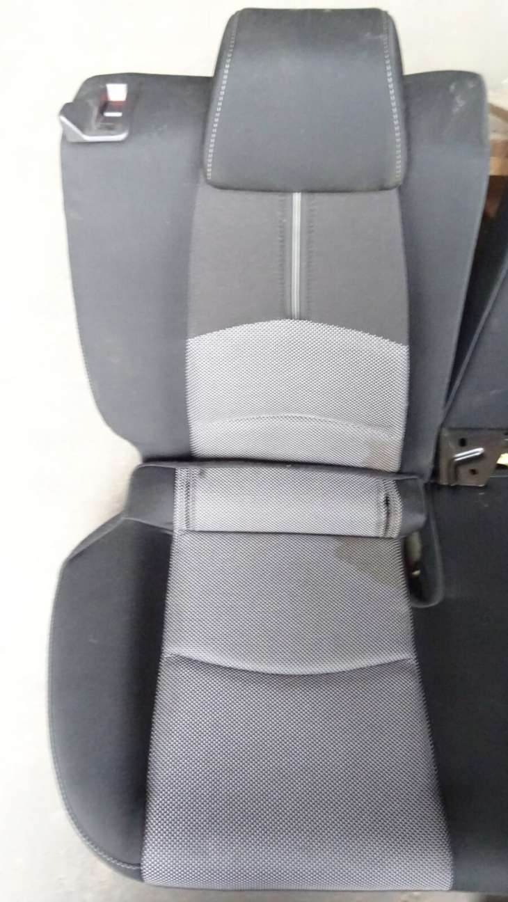 Mazda 2 Dj 2017r Fotele Kanapa Uk - Image 6