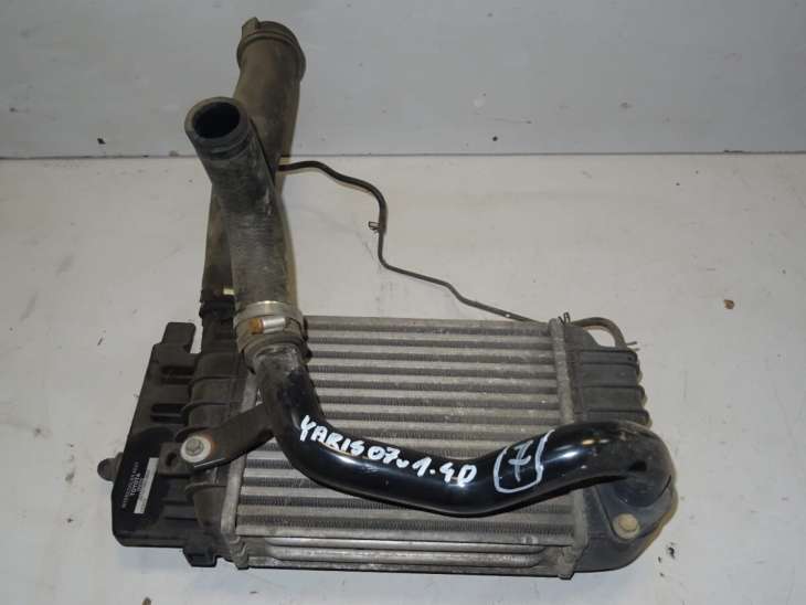 Toyota Yaris II 1,4d Chłodnica Intercooler Assy 127000-0620