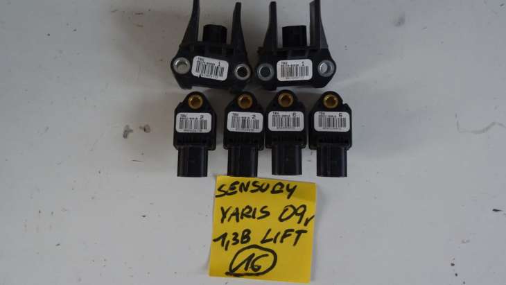 Toyota Yaris II Czujnik Uderzeniowy 89173-0d020 89831-0h010 89831-0d010