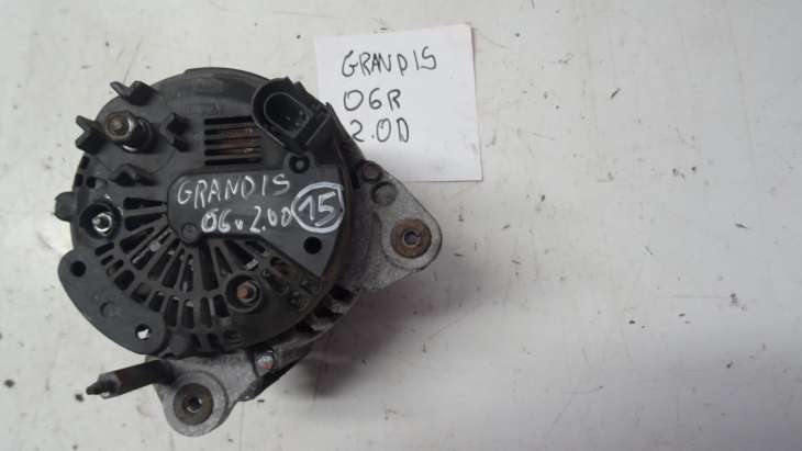 Mitsubishi Grandis 2006r Alternator Tg14c011